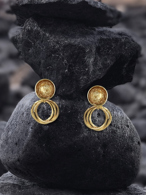 

MIDASKART Gold-Toned Contemporary Studs