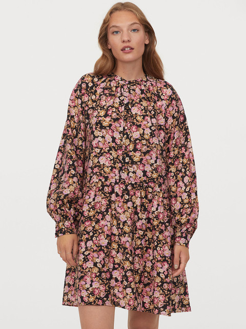 

H&M Black & Pink Long-Sleeved Dress