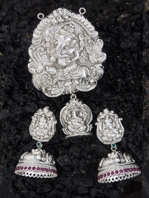 

Alankruthi Silver Plated Pink & Green Stone Studded Jewellery Set