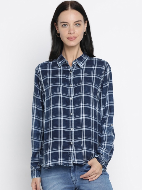 

Pepe Jeans Women Navy Blue & White Regular Fit Checked Casual Shirt