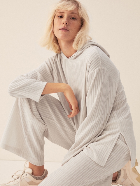 

H&M Women Beige Ribbed Trousers