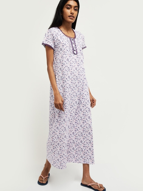 

max Lavender & Off-White Printed Nightdress