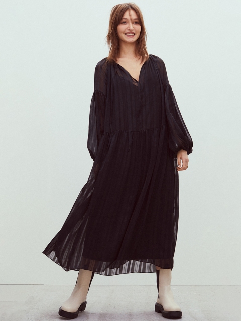 

H&M Women Black Long Chiffon Dress