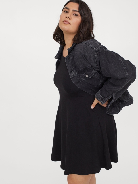 

H&M+ Women Sustainable Black Solid Short Jersey Dress