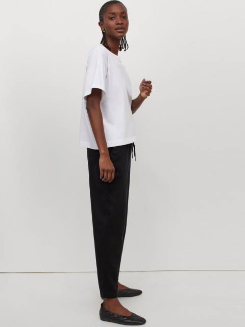 

H&M Women Black Pull-On Lyocell-Blend Sustainable Trousers