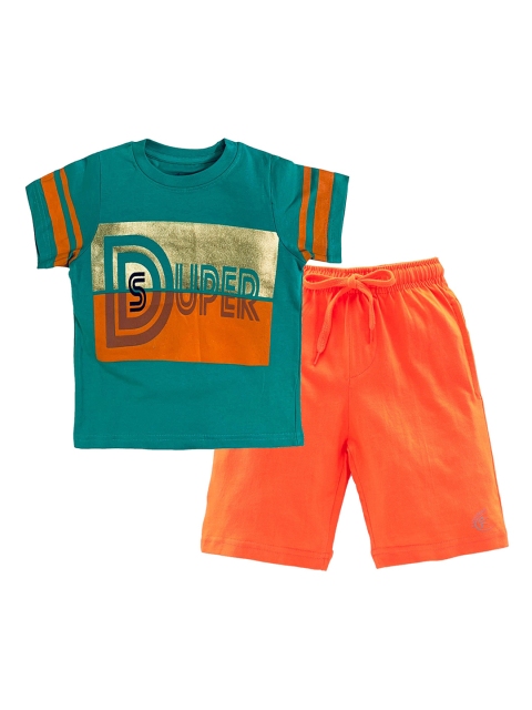

KiddoPanti Boys Green & Orange Printed T-shirt with Shorts