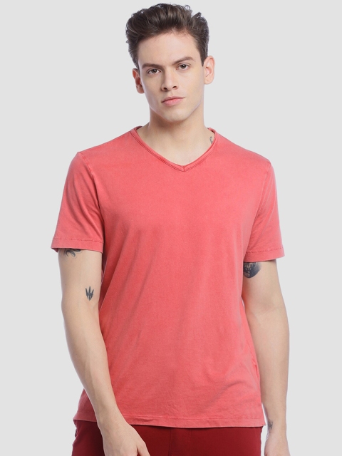 

GAP Men Pink Solid V-Neck T-shirt