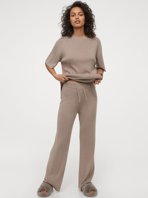 

H&M Women Taupe Knitted Trousers