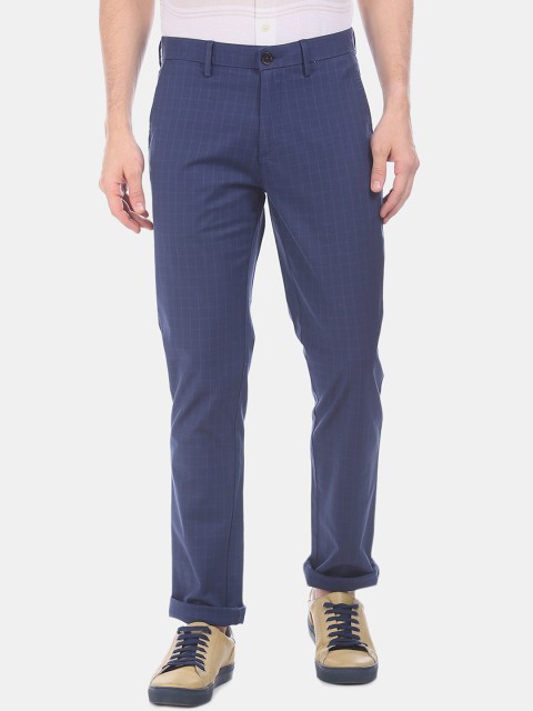 

U.S. Polo Assn. Men Blue & Grey Regular Fit Checked Regular Trousers