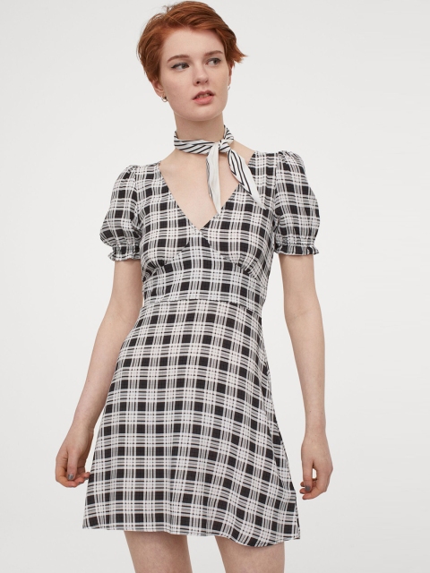 

H&M Women White & Black Puff-Sleeved Dress
