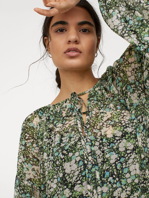 

H&M Women Green Printed Long Chiffon Dress