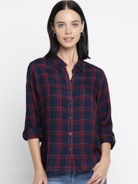 

Pepe Jeans Women Navy Blue & Red Regular Fit Checked Casual Shirt
