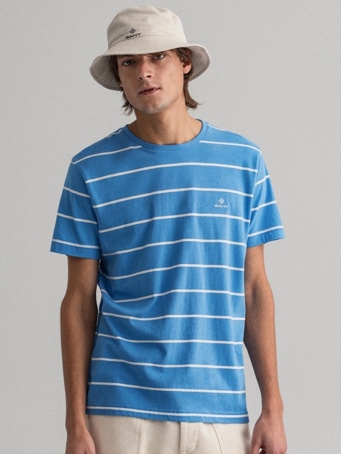 

GANT Men Blue & White Striped Round Neck T-shirt