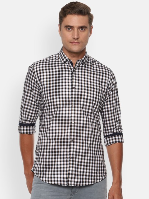 

Van Heusen Sport Men Black Slim Fit Checked Casual Shirt
