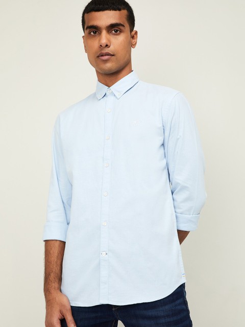 

UCLA Men Blue Slim Fit Solid Casual Shirt