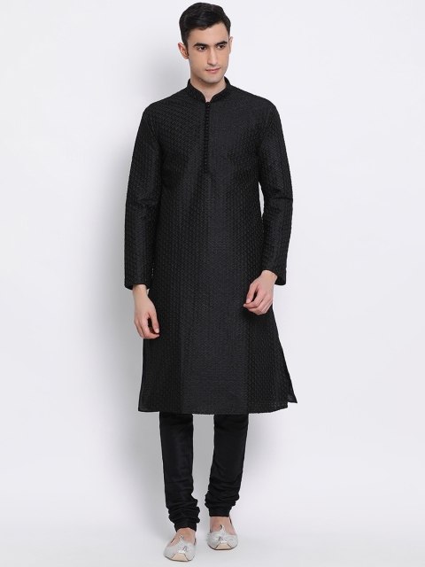 

Sanwara Men Black Solid Kurta with Churidar