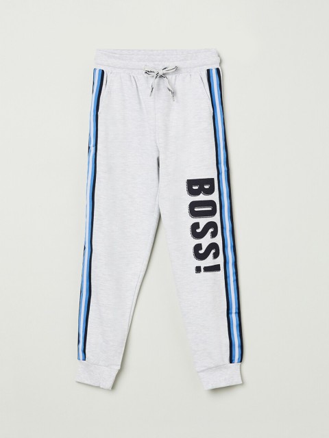 

max Boys Grey & Black Printed Slim-Fit Jogger
