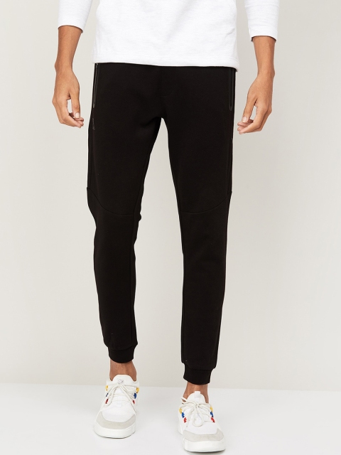 

Kappa Men Black Solid Joggers