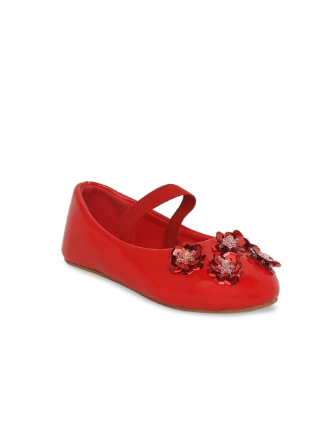 

Pantaloons Junior Girls Red Solid Mary Janes