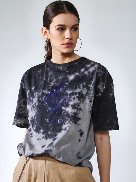

Blue Saint Women Grey & Navy Blue Dyed Round Neck T-shirt