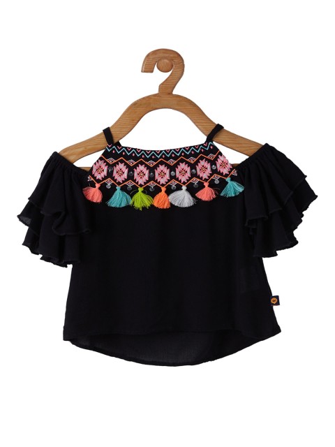 

VITAMINS Girls Black & Pink Geometric Embroidered Cold-Shoulder Sleeves Top