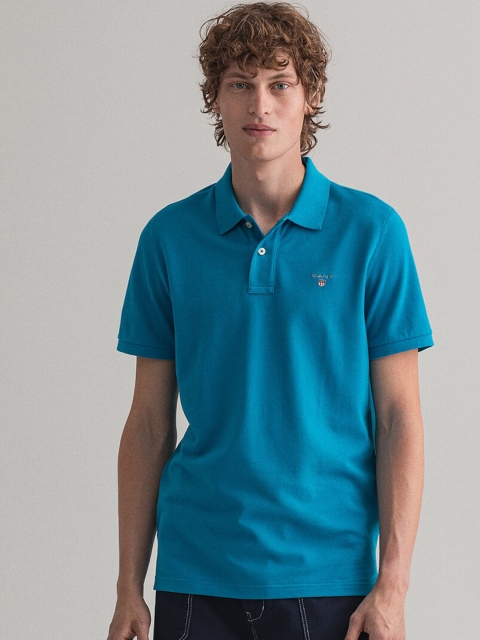 

GANT Men Blue Solid Polo Collar T-shirt