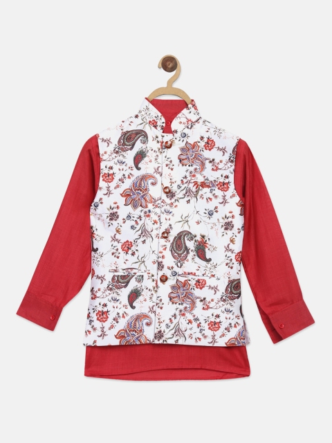 

Blue Giraffe Boys Red & White Solid Kurta with Pyjamas