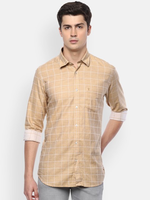 

Van Heusen Sport Men Beige & White Slim Fit Checked Casual Shirt