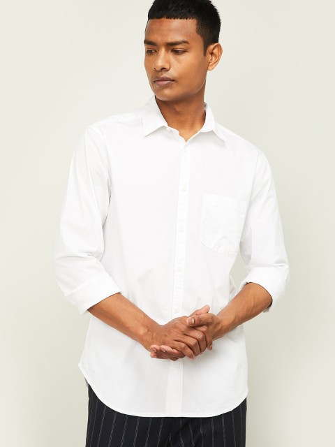 

CODE by Lifestyle Men White Slim Fit Solid Casual Shirt