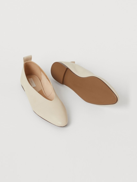 

H&M Women Beige Pointed Ballet Pumps
