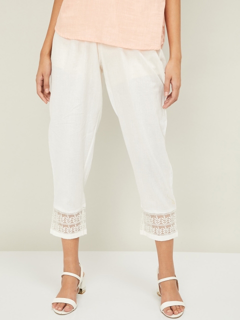

Melange by Lifestyle Women White Regular Fit Solid Regular Trousers