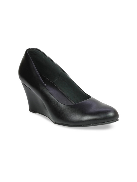 

Inc 5 Women Black Solid Pumps
