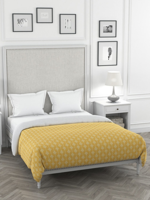 

Portico New York Yellow & White Ethnic Motifs AC Room 120 GSM Double Bed Comforter