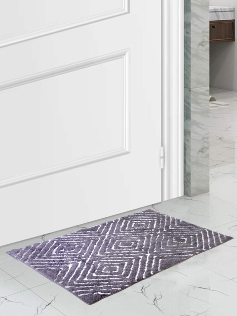 

SCENTRA HOME Grey & White Geometric Bath Mat