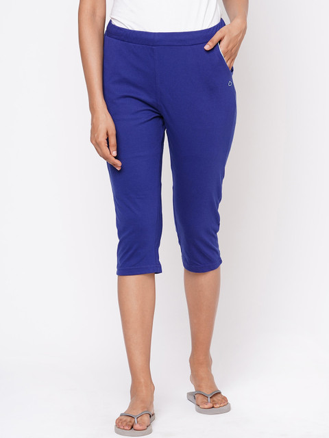 

Sweet Dreams Women Blue Solid Regular Fit Capris