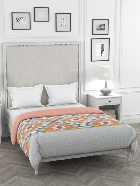 

Portico New York Grey & White Geometric AC Room 120 GSM Double Bed Comforter