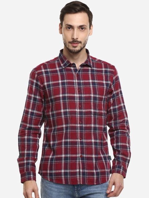 

Red Chief Men Navy Blue & Red Slim Fit Checked Casual Shirt