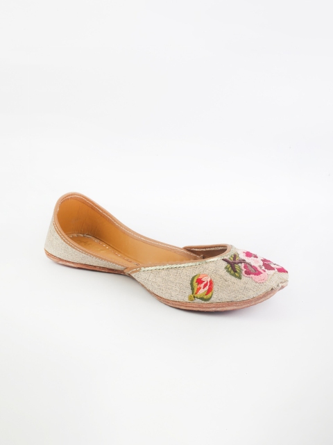 

VARELI BAFNA DESIGNS Women Beige Embroidered Ballerinas