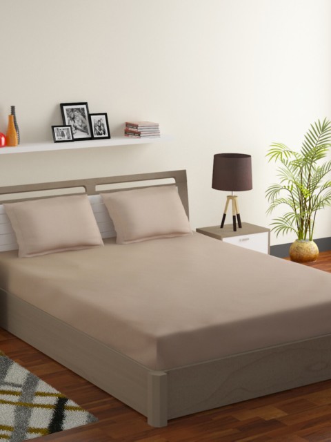 

Bromwick Beige Solid 180 TC Polycotton 1 Queen Bedsheet with 2 Pillow Covers