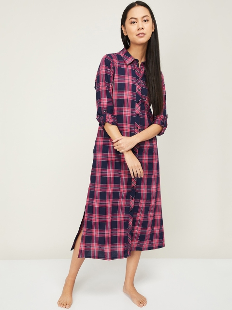 

Ginger by Lifestyle Women Fuschia & Navy Blue Checked Nightdress, Fuchsia