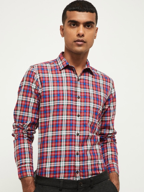 

max Men Red & White Slim Fit Checked Casual Shirt