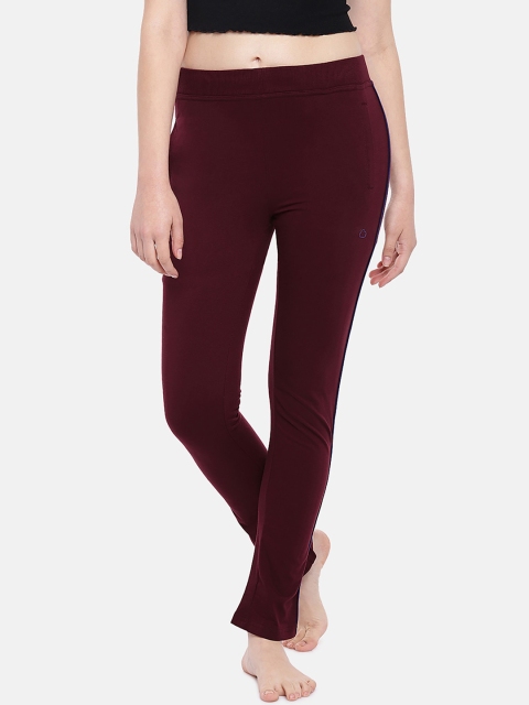 

Sweet Dreams Women Maroon Solid Pyjamas