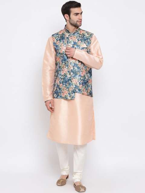 

VASTRAMAY Men Peach-Coloured & White Solid Kurta with Churidar & Jacket