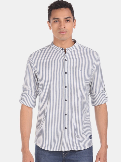 

Flying Machine Men White Regular Fit Striped Casual Shirt