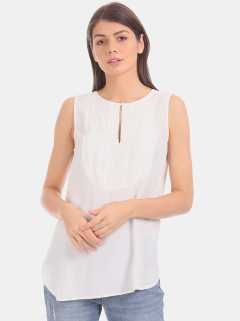 

GAP White Keyhole Neck Accordion Pleats Top