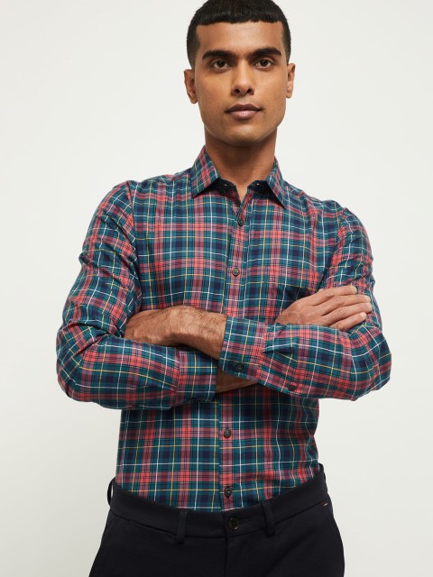 

max Men Green & Red Slim Fit Checked Casual Shirt