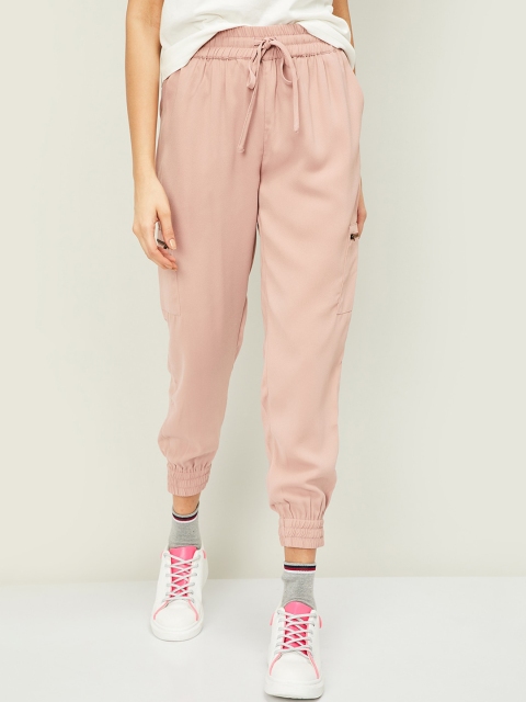 

Bossini Women Pink Solid Joggers
