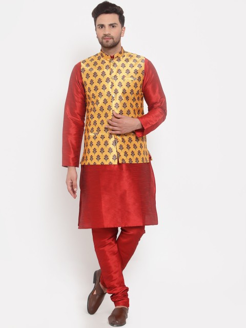 

GRACIT Men Maroon & Yellow Solid Kurta with Churidar & Nehru Jacket