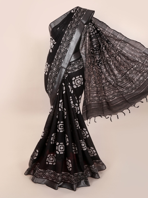 

Pothys Women Black Ethnic Motifs Printed Linen Blend Saree