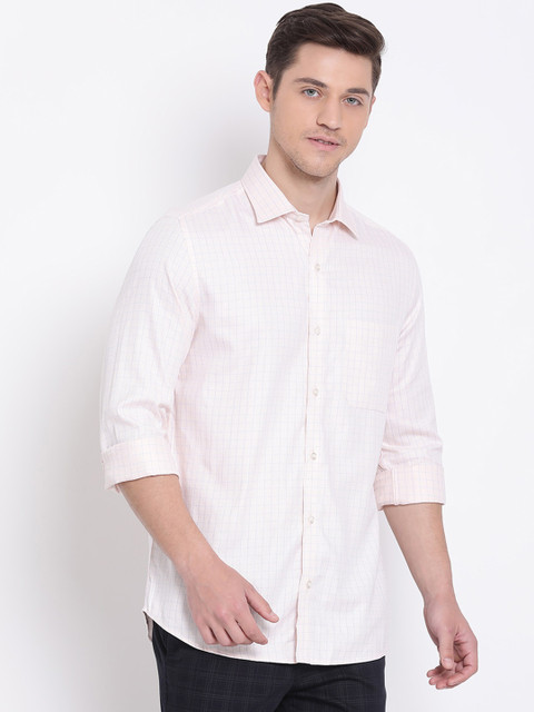 

Turtle Men Peach Checked 100% Cotton Casual Shirt